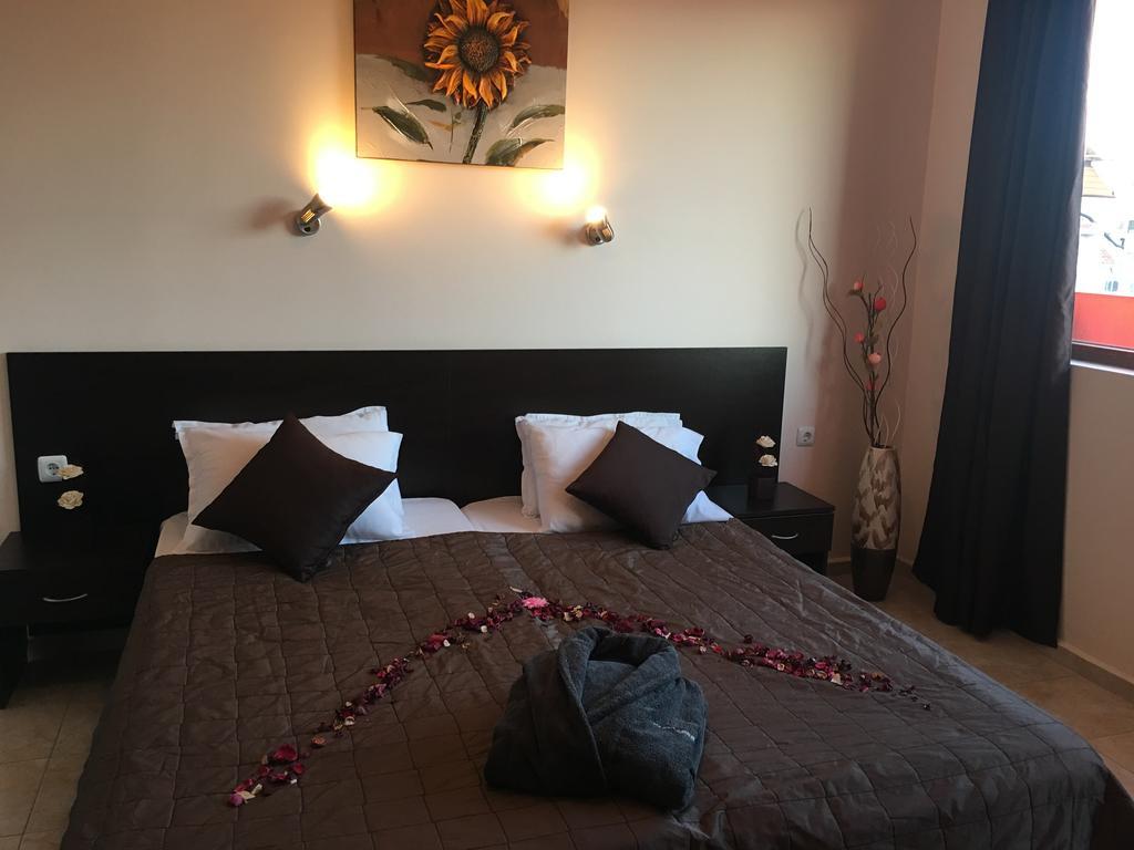 Beach Aparthotel Salt Lake Pomorie Exterior foto